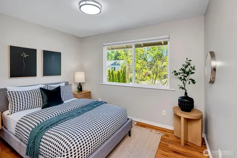 $1,299,000 | 14004 Southeast 20th Street, Bellevue, WA 98007