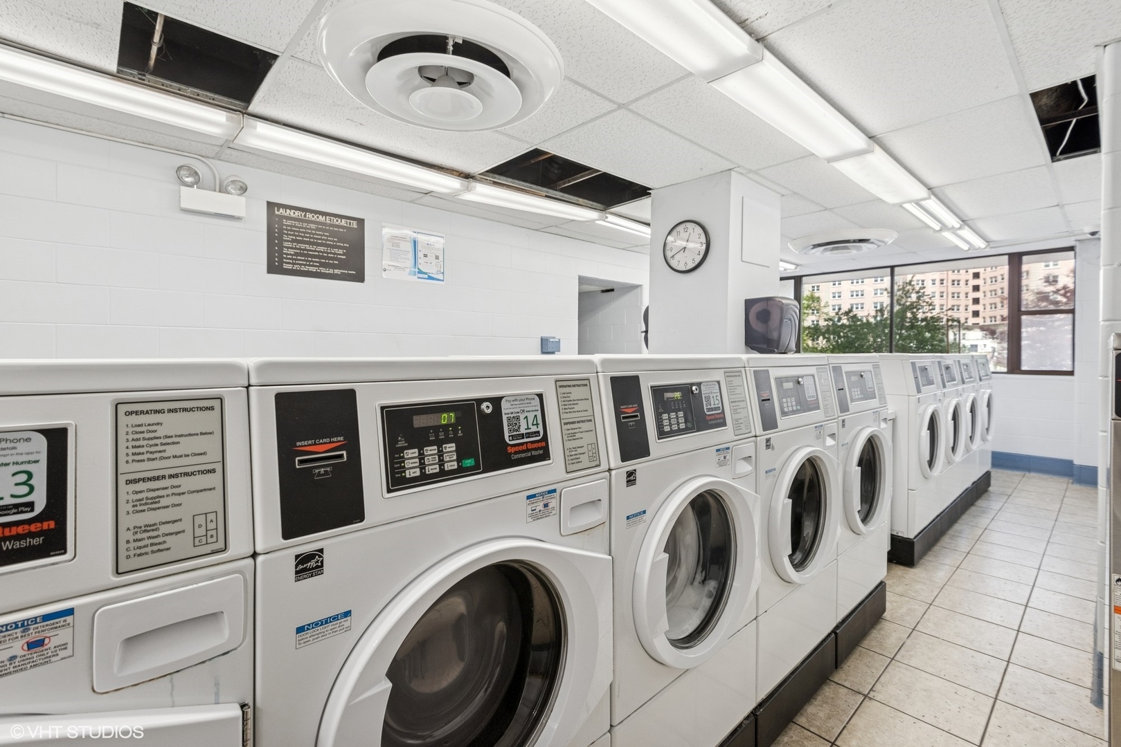 5455 North Sheridan Road, Unit 1601 Chicago, IL 60640 - Photo 17 of 19