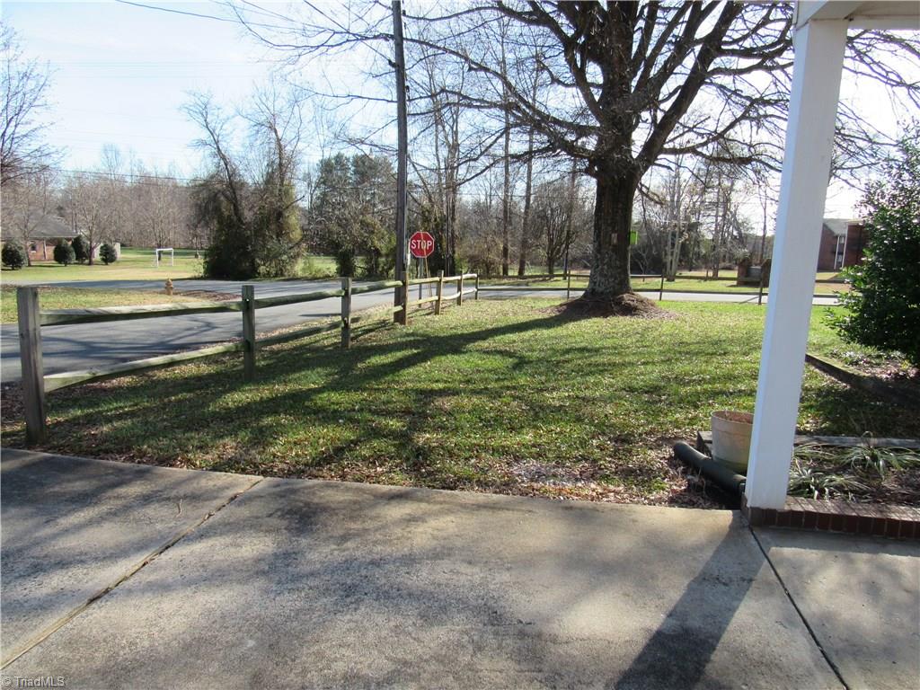 301 Wall Street Rural Hall, NC 27045 - Photo 6 of 30