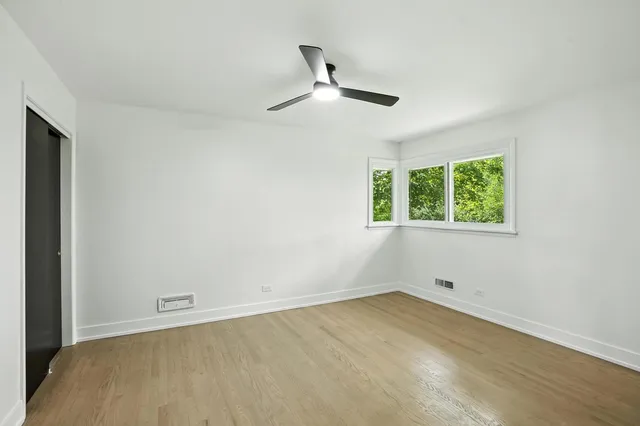 $260,000 | 505 Betty Lane, South Holland, IL 60473