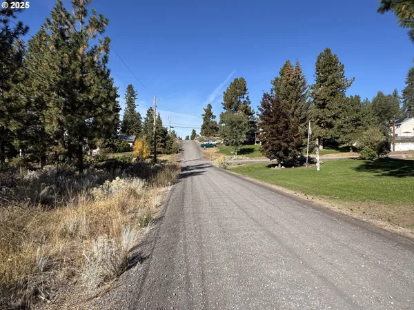 $11,000 | Irving Way, Unit 51, Chiloquin, OR 97624