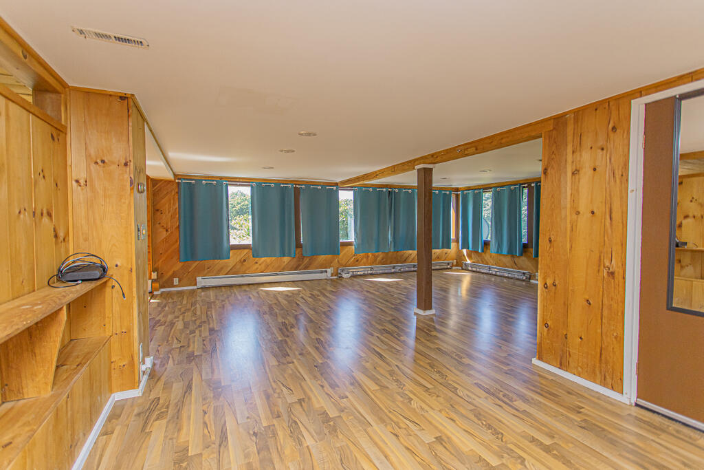 711 Cape Cod Hill Road New Sharon, ME 04955 - Photo 11 of 33 photo-17