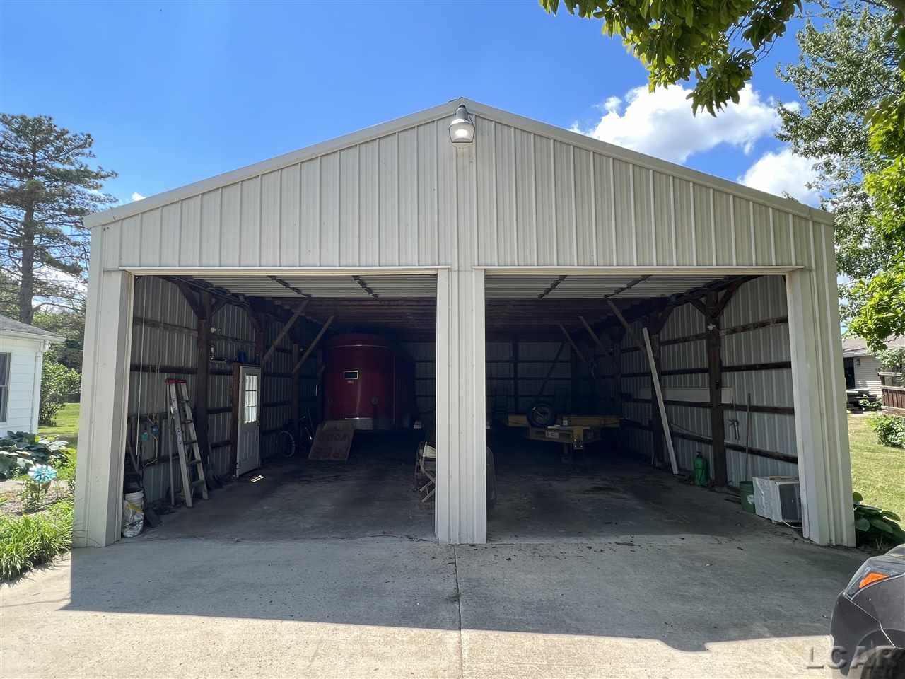 7554 Riga Highway Riga, MI 49276 - Photo 5 of 28 50082383-4.JPG