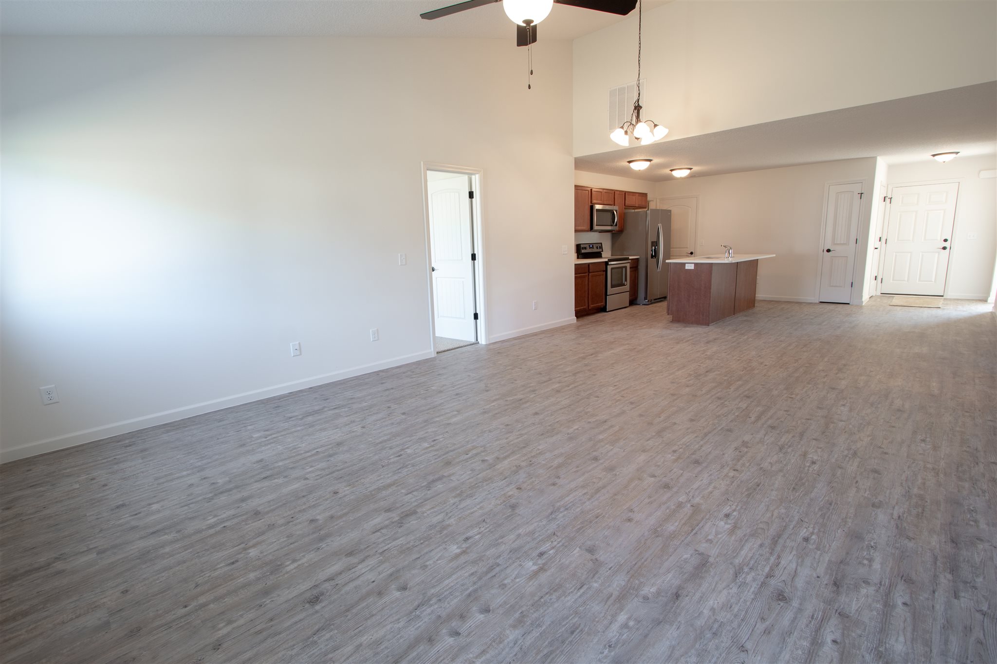 2230 Blue Spring Run Fort Wayne, IN 46808 - Photo 11 of 22 Gallery Image 11