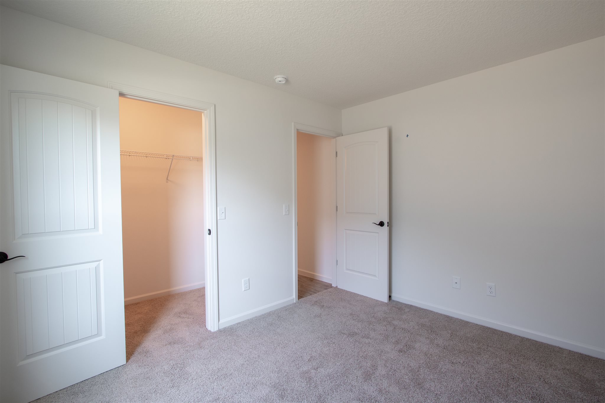 2230 Blue Spring Run Fort Wayne, IN 46808 - Photo 16 of 22 Gallery Image 16