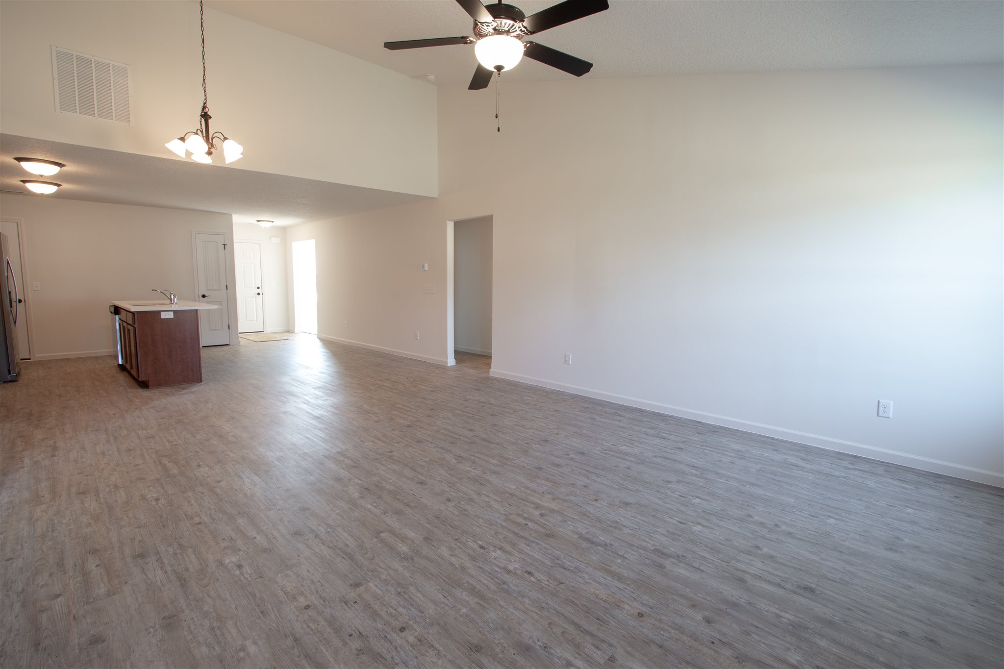 2230 Blue Spring Run Fort Wayne, IN 46808 - Photo 8 of 22 Gallery Image 8