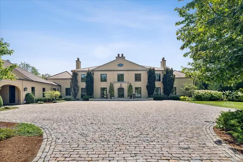 $6,500,000 | 261 East Onwentsia Road, Lake Forest, IL 60045