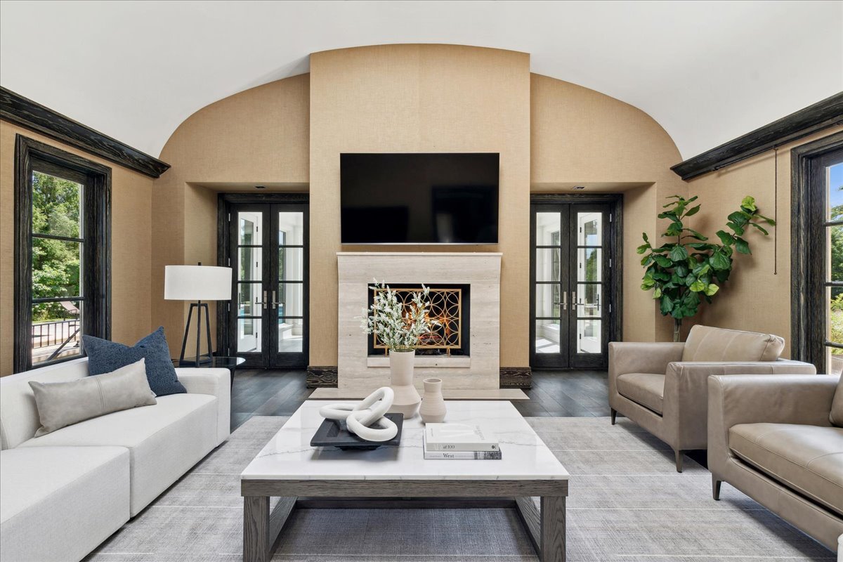 261 East Onwentsia Road Lake Forest, IL 60045 - Photo 36 of 65 a living room with furniture and a fireplace