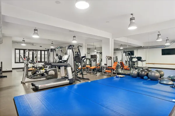 $6,500,000 | 261 East Onwentsia Road, Lake Forest, IL 60045