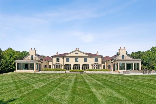 $6,500,000 | 261 East Onwentsia Road, Lake Forest, IL 60045