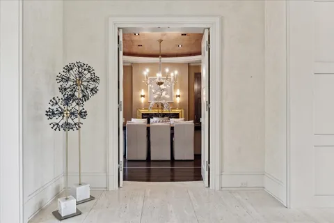 $6,500,000 | 261 East Onwentsia Road, Lake Forest, IL 60045