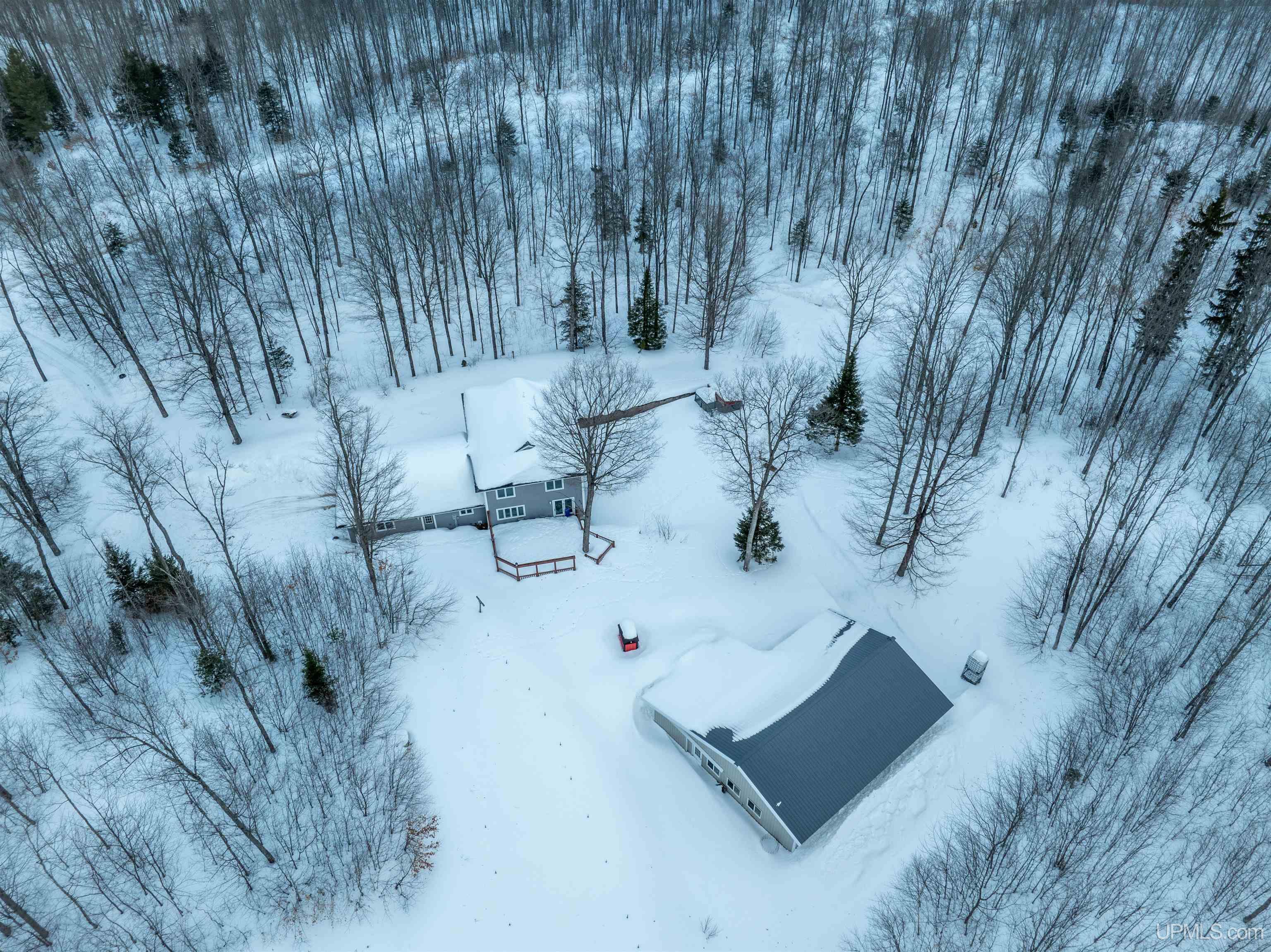 E9915 Old Indiantown Road Munising, MI 49862 - Photo 58 of 84 Gallery Image 58