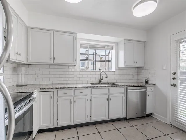 $1,500 | 4748 Old Bent Tree Lane, Unit 201, Dallas, TX 75287