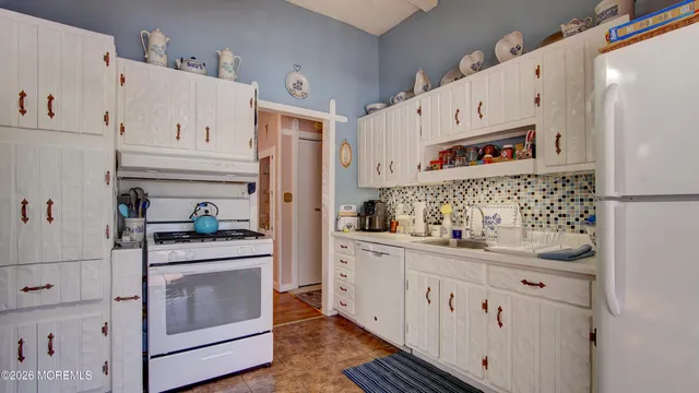 $609,000 | 159 Newbury Road, Howell, NJ 07731