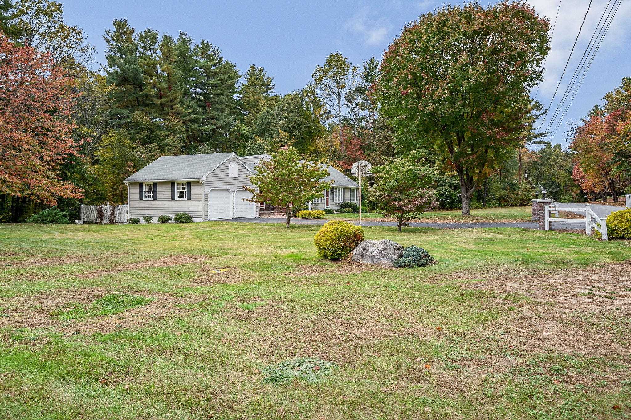 8 Homestead Road Pelham, NH 03076 - Photo 22 of 39