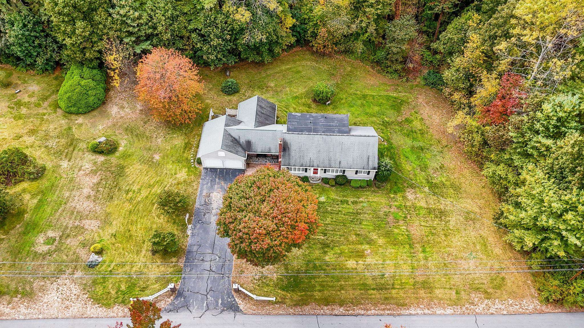 8 Homestead Road Pelham, NH 03076 - Photo 28 of 39