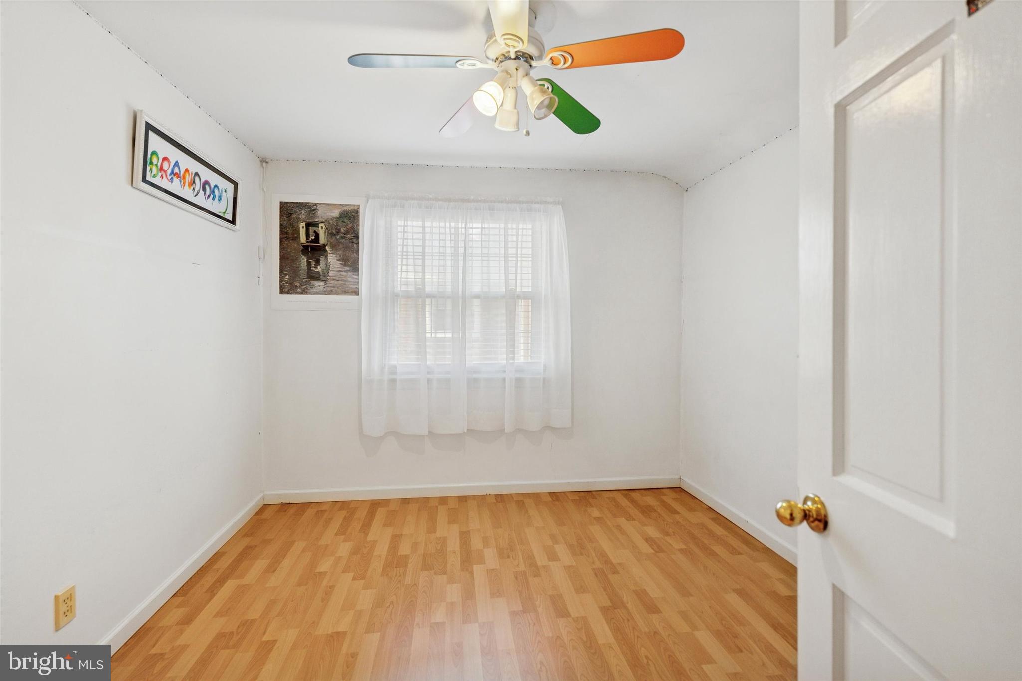 306 East Springfield Road Springfield, PA 19064 - Photo 32 of 40 an empty room with windows and fan