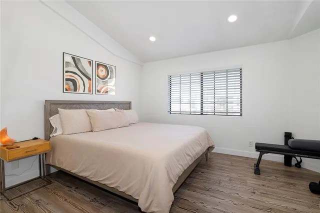 $539,000 | 6545 Reseda Boulevard, Unit 19, Reseda, CA 91335