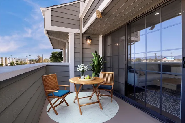 $539,000 | 6545 Reseda Boulevard, Unit 19, Reseda, CA 91335