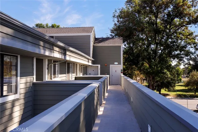 $539,000 | 6545 Reseda Boulevard, Unit 19, Reseda, CA 91335