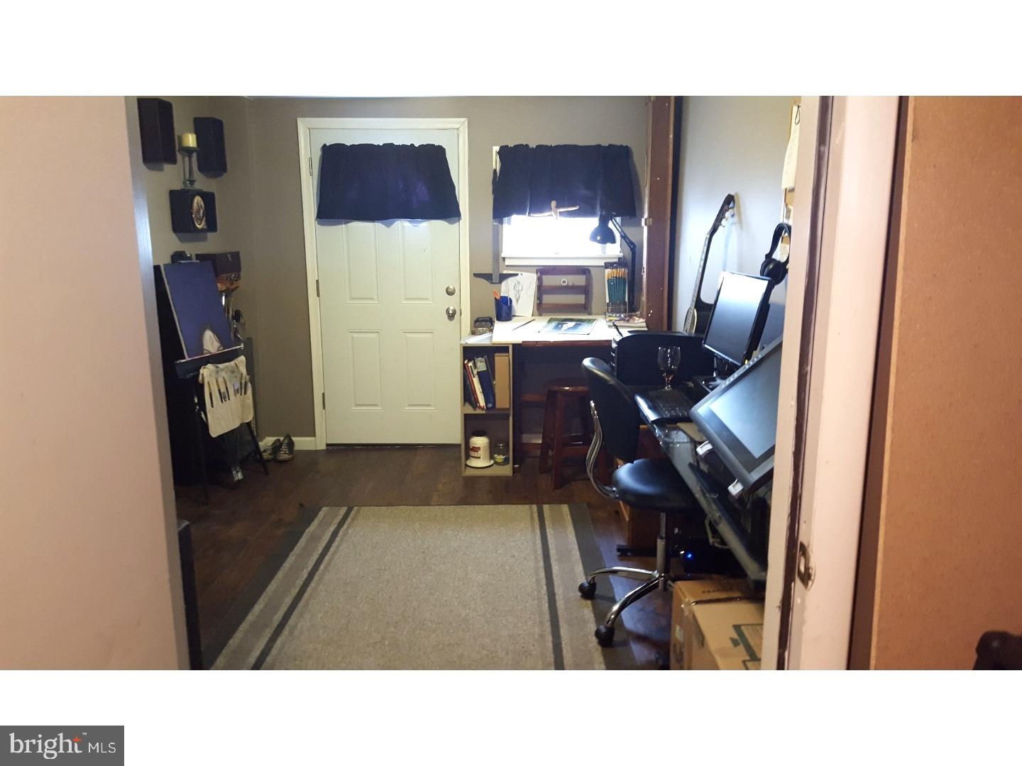 3121 Holly Road Philadelphia, PA 19154 - Photo 14 of 18 Mud Room