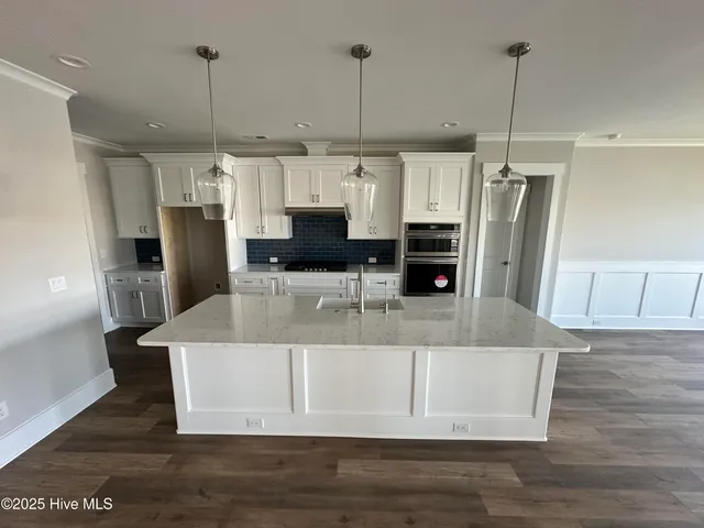 $990,900 | 1227 Bella Vista Lane Northeast, Leland, NC 28451