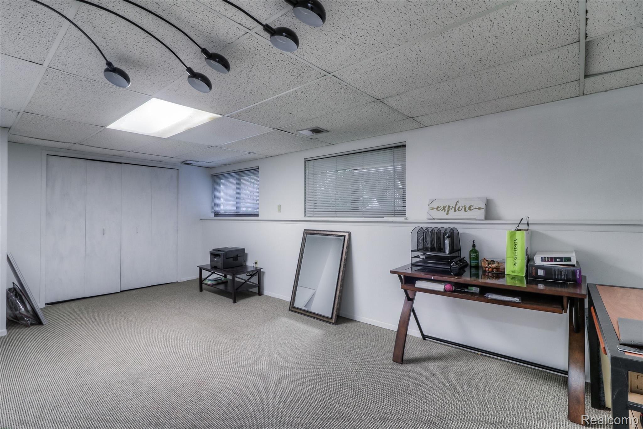 359 Willow Grove Lane Rochester, MI 48307 - Photo 29 of 33 -29.jpg