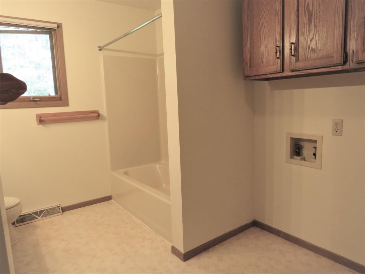 N11967 Hillview Road Antigo, WI 54409 - Photo 9 of 21 Gallery Image 9