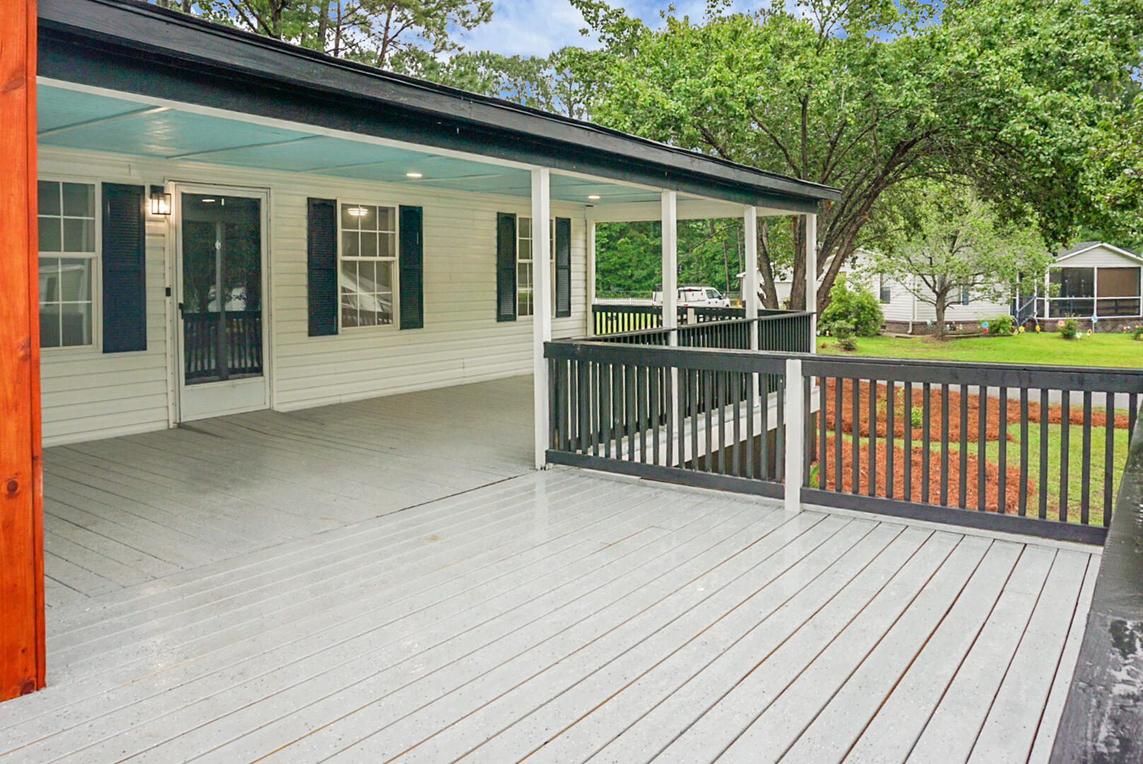 354 Grapevine Road Summerville, SC 29483 - Photo 3 of 32 DSC03826