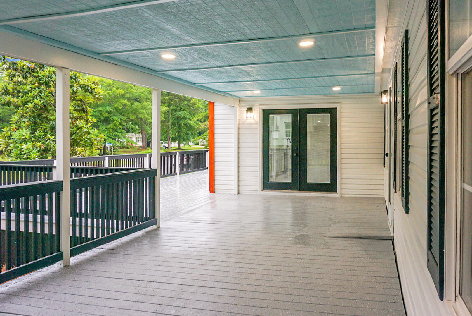 354 Grapevine Road Summerville, SC 29483 - Photo 5 of 32 DSC03829