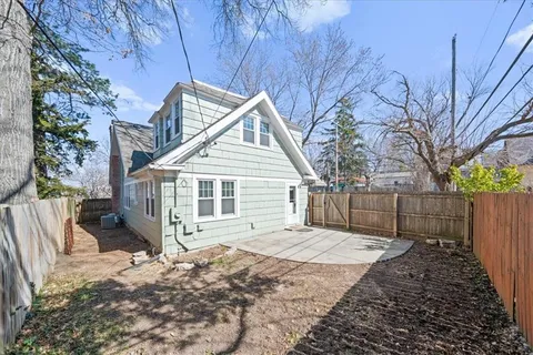 $445,000 | 331 East Dartmouth Road, Kansas City, MO 64113