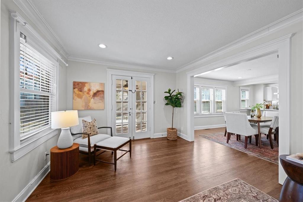 331 East Dartmouth Road Kansas City, MO 64113 - Photo 6 of 25