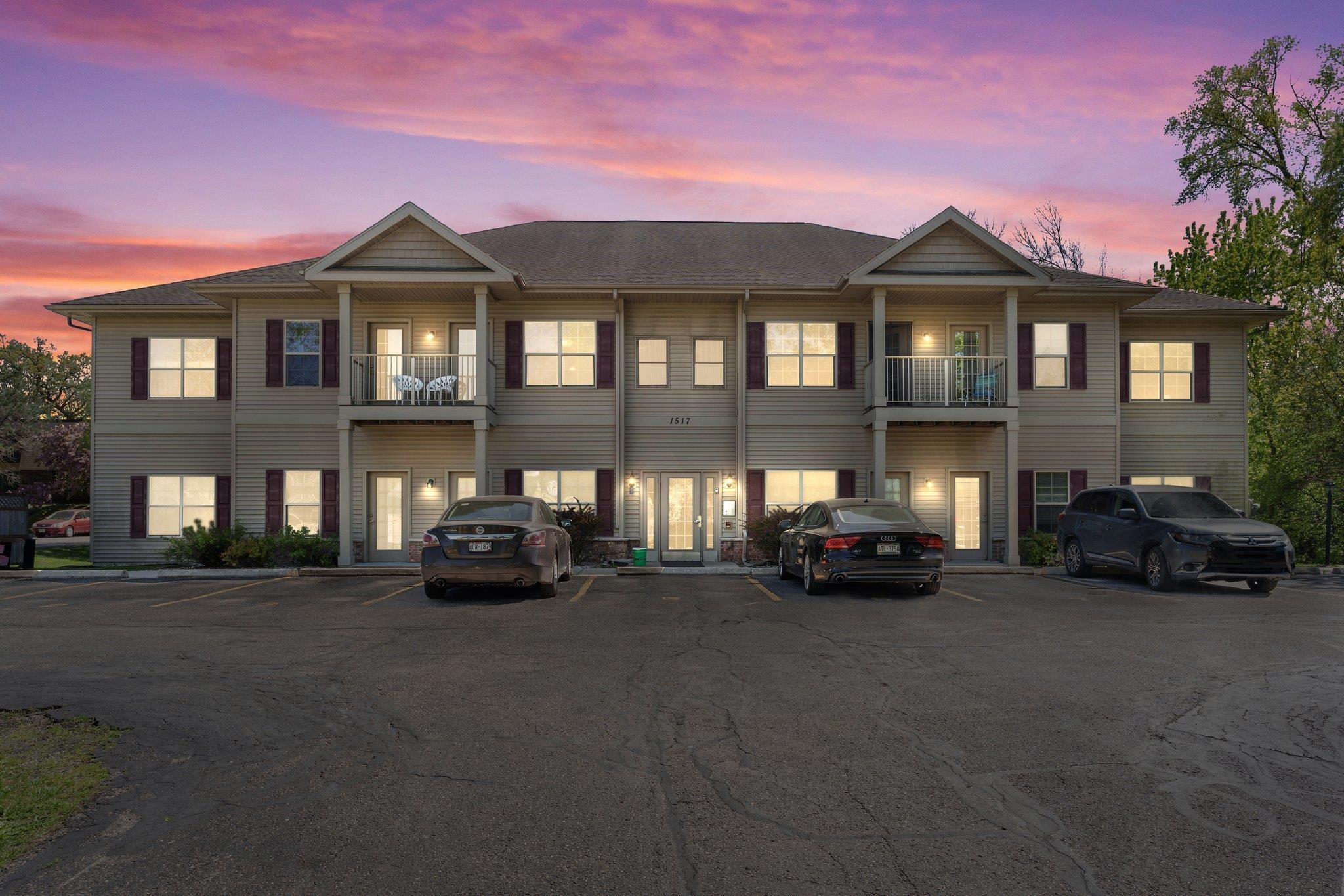 1517 Martin Street, Unit 2 Madison, WI 53713 - Photo 2 of 32