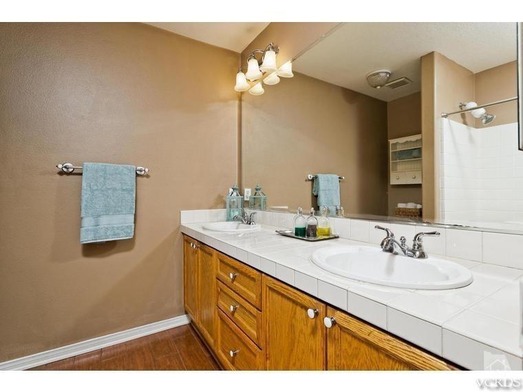 1186 Corte Riviera Camarillo, CA 93010 - Photo 21 of 35 Additional Photo