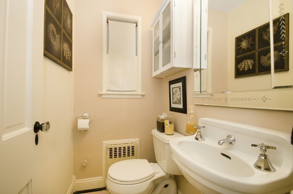 28 Weston Road Lincoln, MA 01773 - Photo 10 of 30