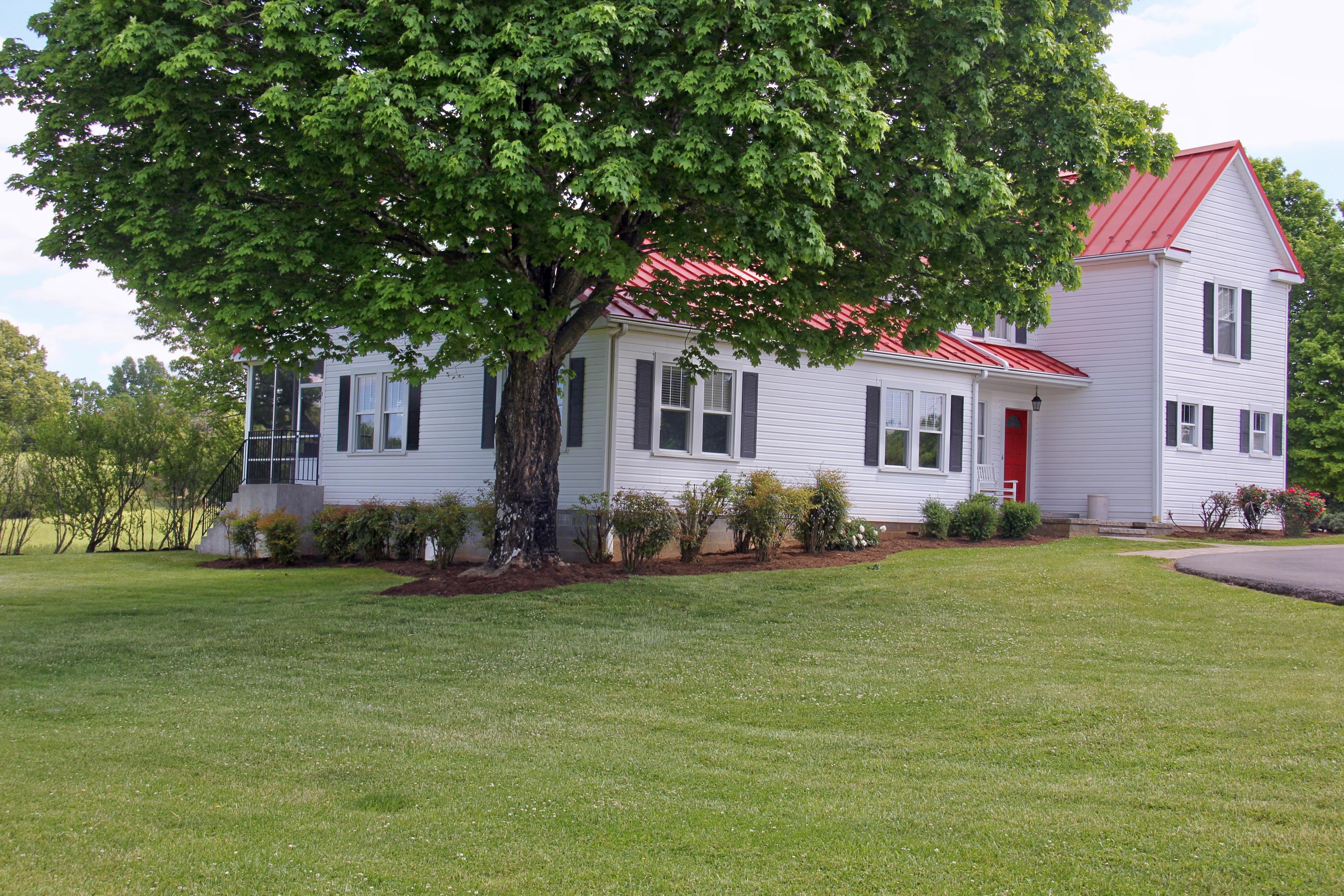 2880 Bells Mill Road Goode, VA 24556 - Photo 106 of 128 IMG_0874