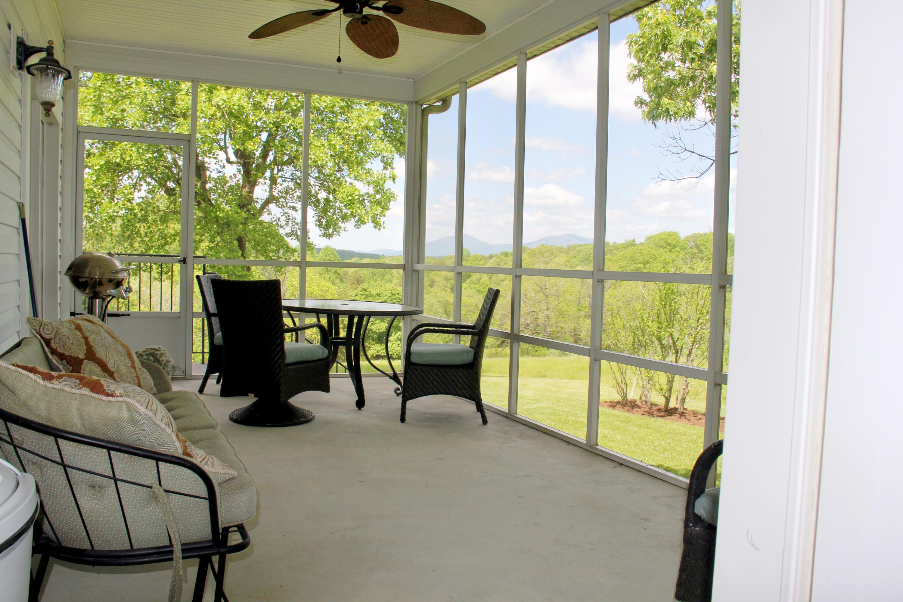 2880 Bells Mill Road Goode, VA 24556 - Photo 18 of 128 IMG_0939