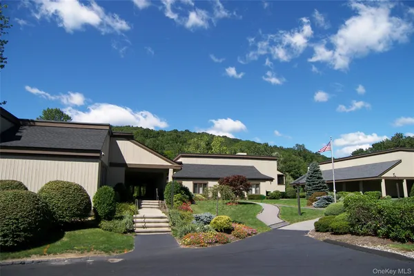 $639,000 | 599 Heritage Hills, Unit A, Somers, NY 10589