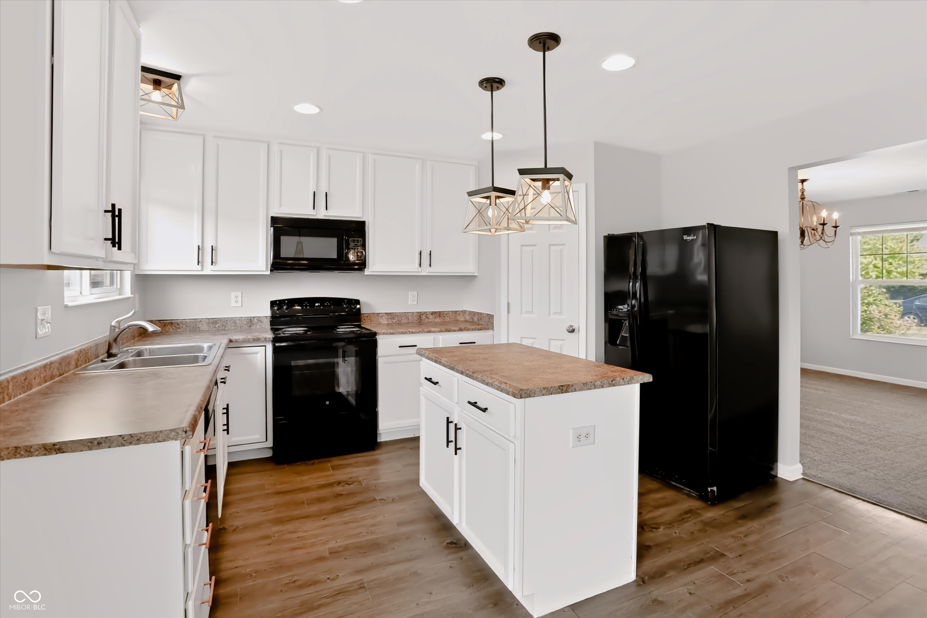2536 Autumn Road Indianapolis, IN 46229 - Photo 17 of 43 Gallery Image 17