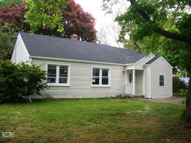 33 Piper Road Hamden, CT 06514 - Photo 1 of 1 a front view of house with yard and green space