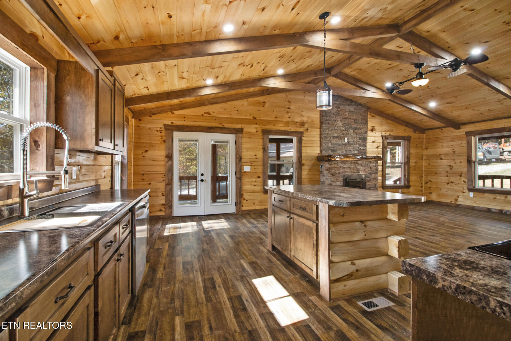 1292 Terry Lane Jamestown, TN 38556 - Photo 18 of 52 img_0950-img_0954