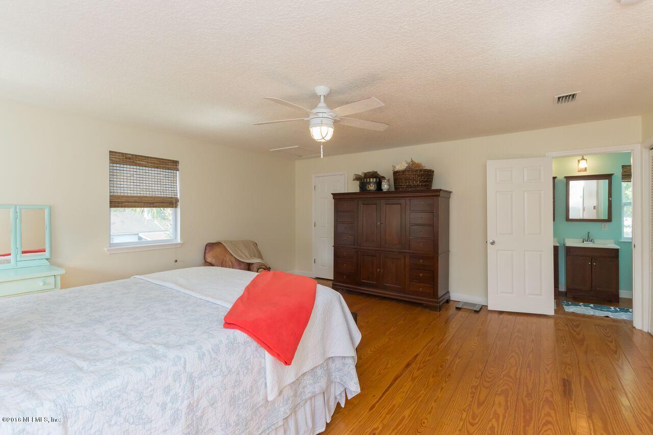 262 Seminole Road Atlantic Beach, FL 32233 - Photo 18 of 39 Master Bedroom into Bath