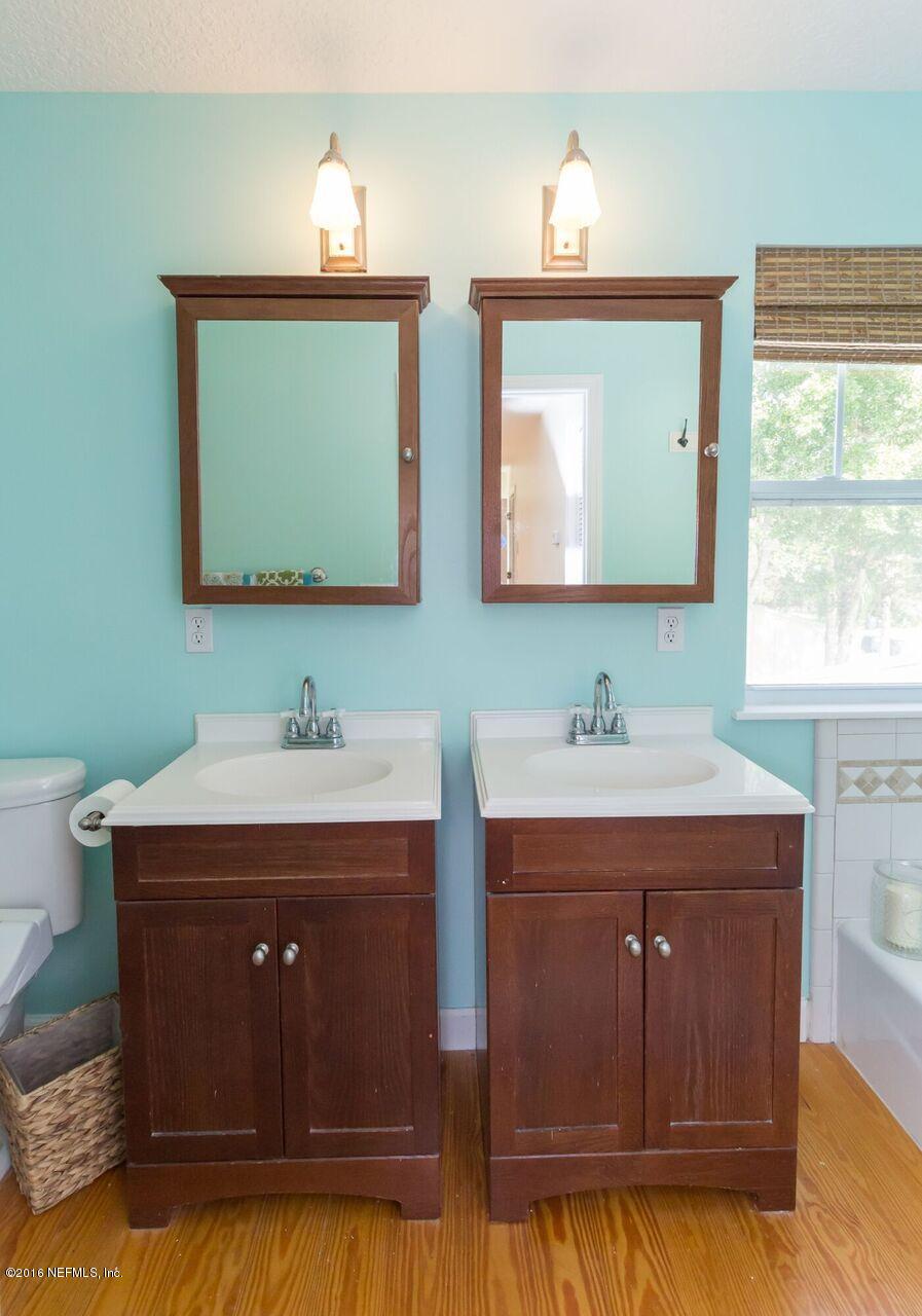 262 Seminole Road Atlantic Beach, FL 32233 - Photo 19 of 39 Dual Vanities