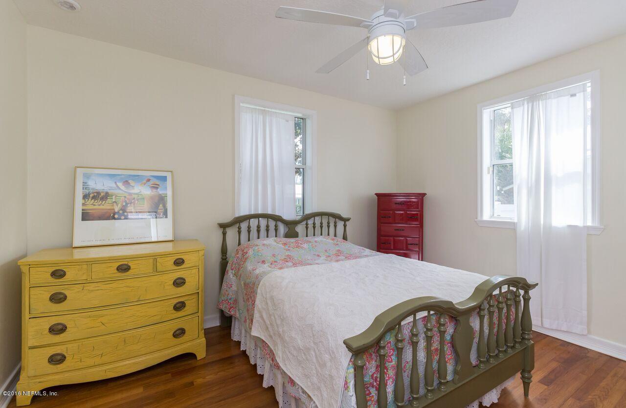 262 Seminole Road Atlantic Beach, FL 32233 - Photo 21 of 39 Guest Room