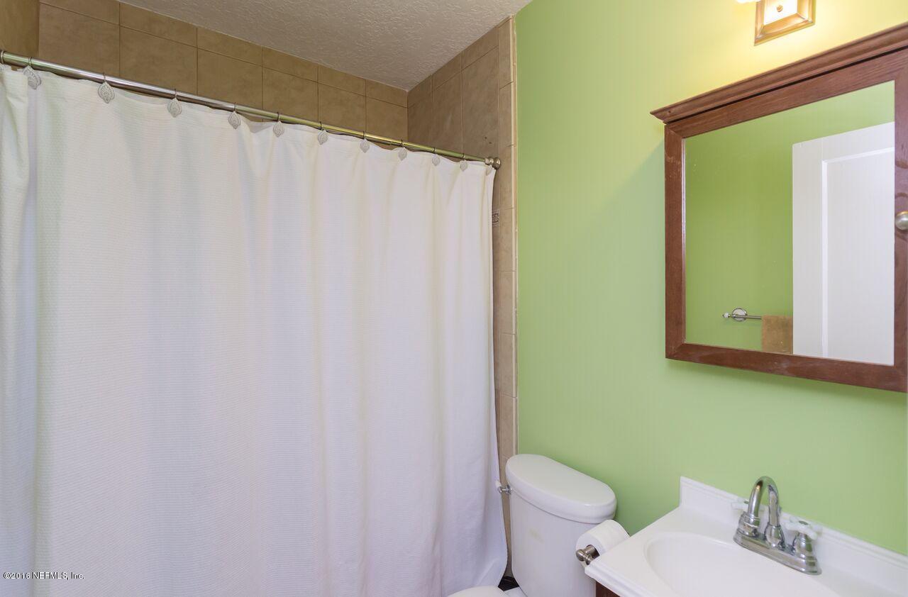 262 Seminole Road Atlantic Beach, FL 32233 - Photo 24 of 39 Bath 2