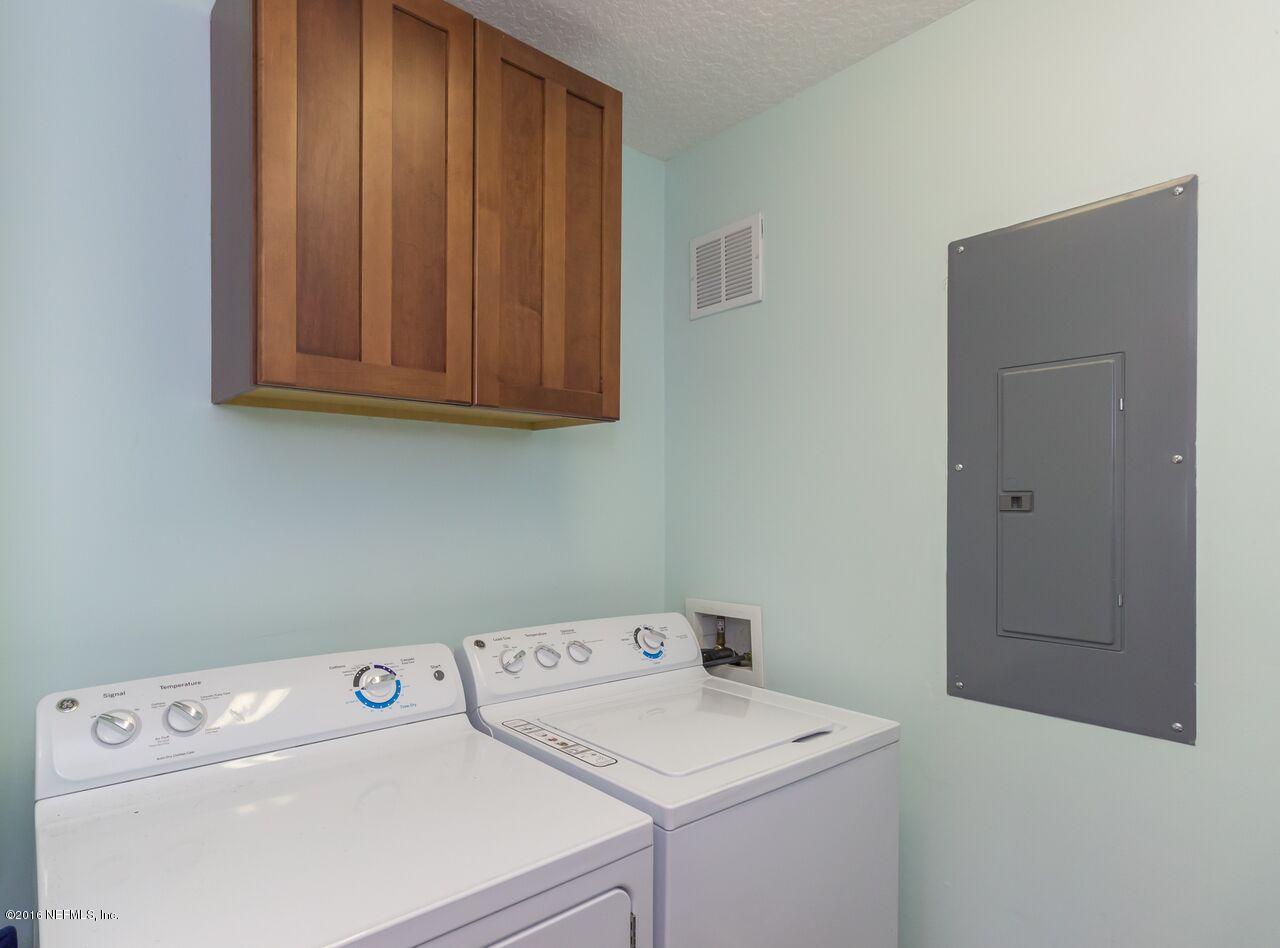 262 Seminole Road Atlantic Beach, FL 32233 - Photo 25 of 39 Laundry