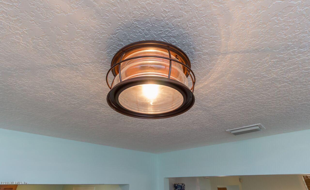 262 Seminole Road Atlantic Beach, FL 32233 - Photo 26 of 39 Light Fixture
