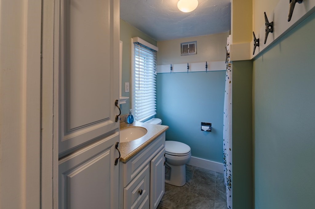 135 Weirs Road, Unit 31 Gilford, NH 03249 - Photo 13 of 33 Gallery Image 13