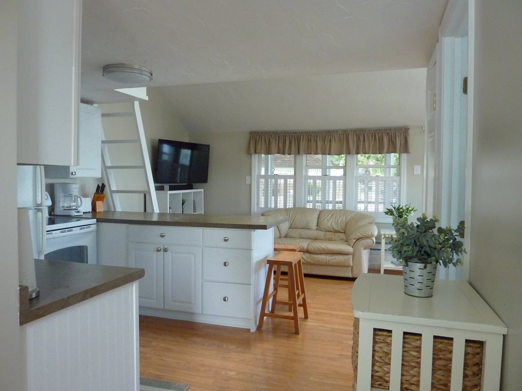 135 Weirs Road, Unit 31 Gilford, NH 03249 - Photo 6 of 33 Gallery Image 6