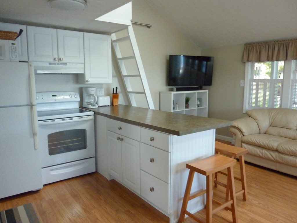 135 Weirs Road, Unit 31 Gilford, NH 03249 - Photo 7 of 33 Gallery Image 7